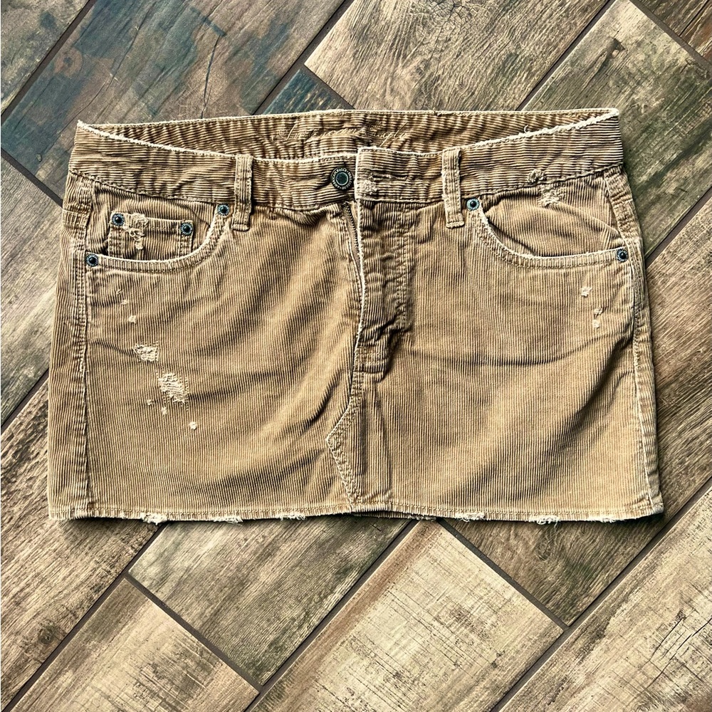American Eagle mini-skirt
